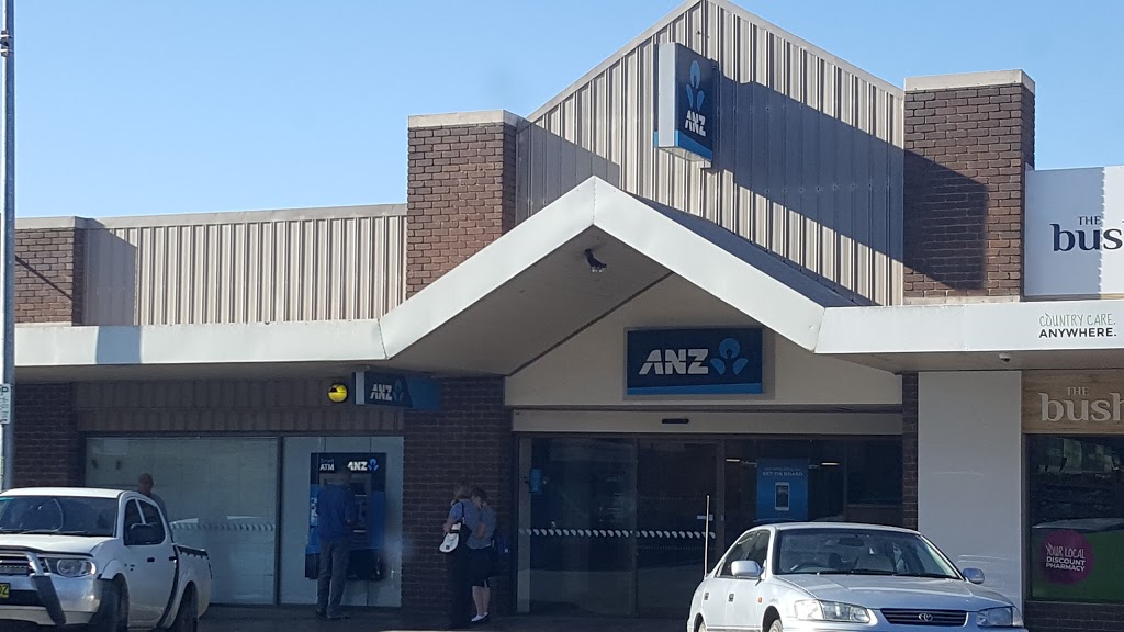 ANZ Branch Young | bank | 147 Boorowa St, Young NSW 2594, Australia | 131314 OR +61 131314