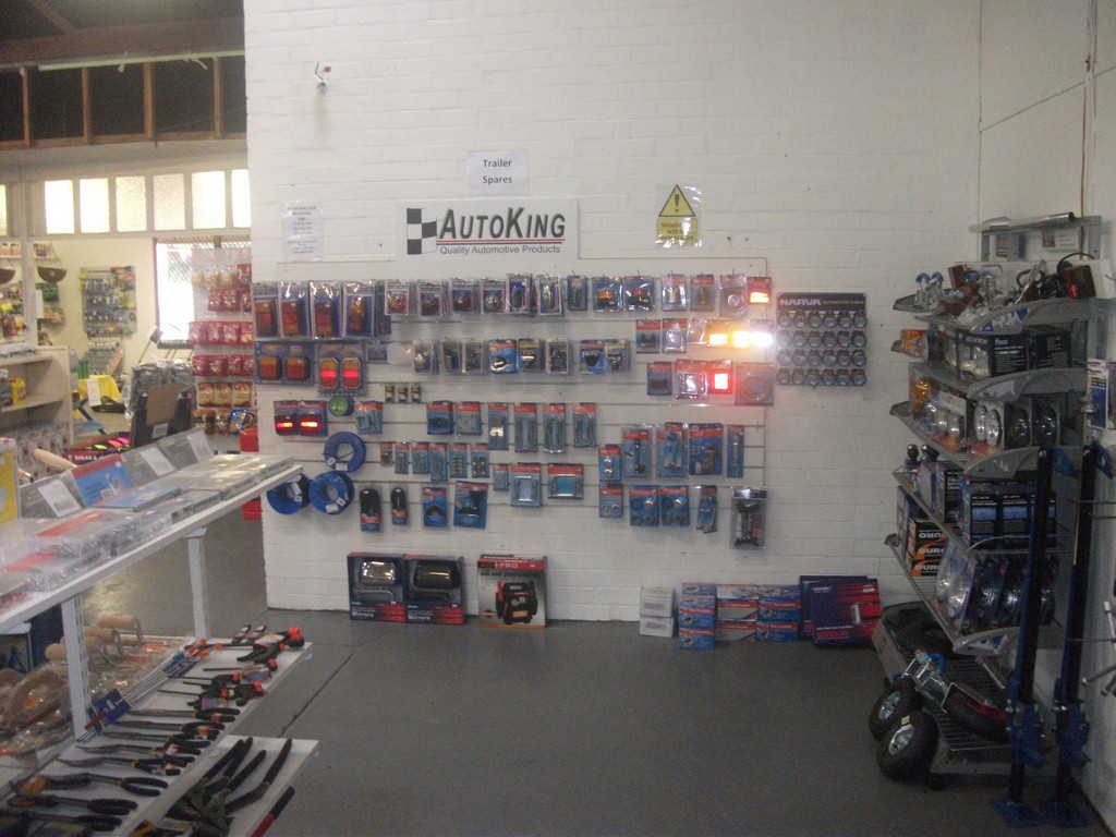 Andys Warehouse | hardware store | 5 Dandaloo St, Trangie NSW 2823, Australia | 0268888963 OR +61 2 6888 8963