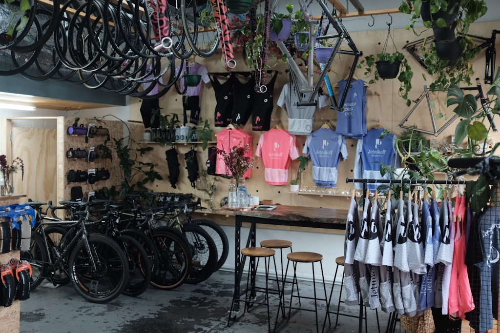 Jetnikoff | 3/16 The Terrace, Brunswick Heads NSW 2483, Australia | Phone: 0416 520 730