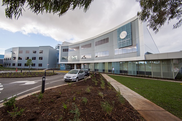 Melbourne Orthopaedic & Trauma Institute | doctor | Consulting Suites, Holmesglen Private Hospital, 490 South Rd, Moorabbin VIC 3189, Australia | 0385951800 OR +61 3 8595 1800