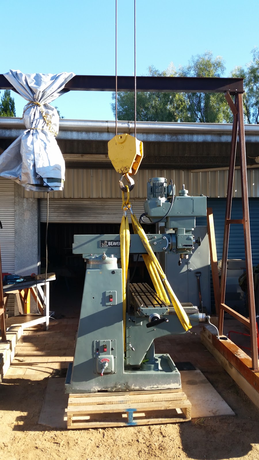 BMH Crane hire - Let Us Do The Heavy Lifting For You! |  | 17110 Karoonda Hwy, Murray Bridge SA 5253, Australia | 0432318965 OR +61 432 318 965