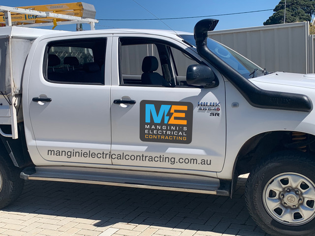 Manginis Electrical Contracting | electrician | 17 Hazel Ave, Quinns Rocks WA 6030, Australia | 0418379745 OR +61 418 379 745
