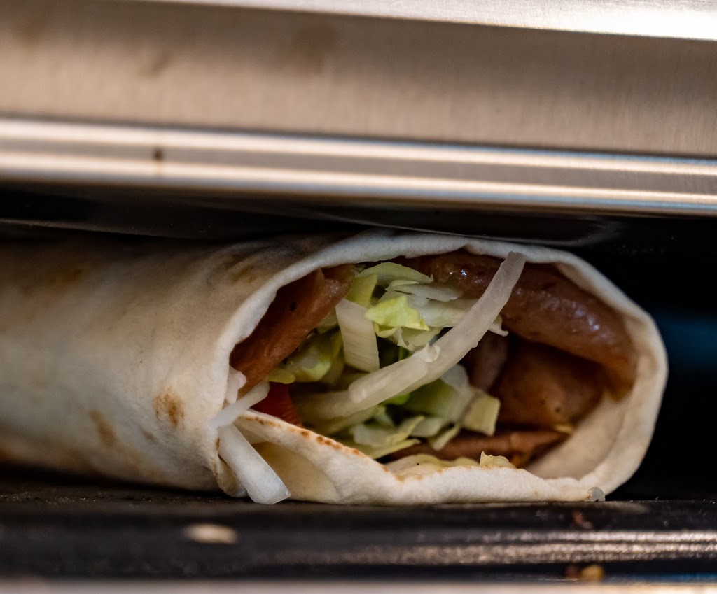 KEBAB ZONE GREENSLOPES | 700 Logan Rd, Greenslopes QLD 4120, Australia | Phone: (07) 3310 4621