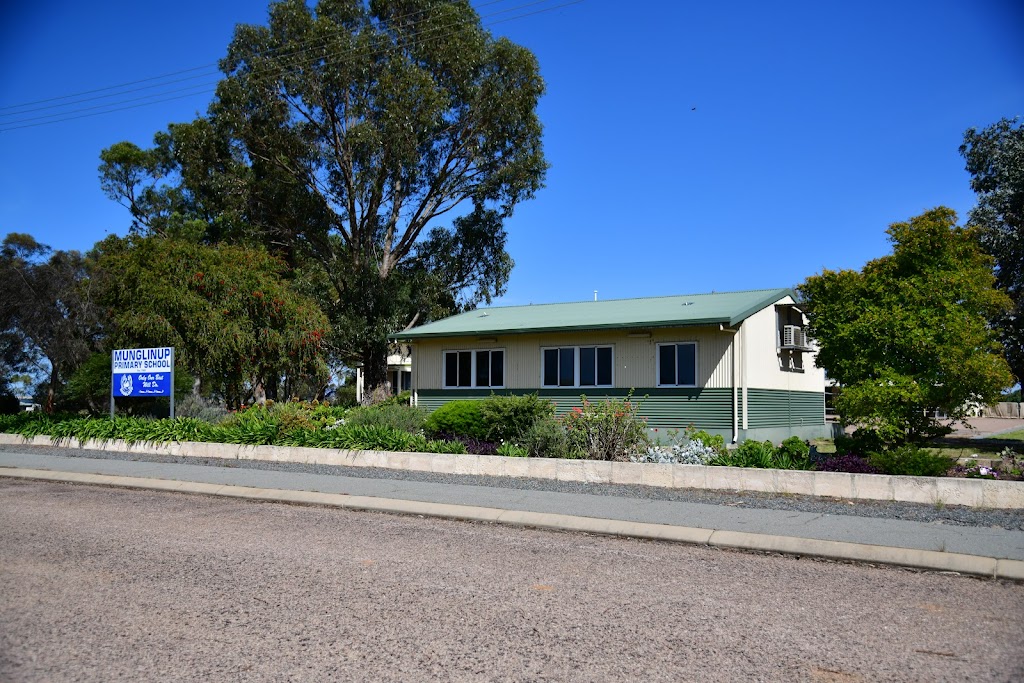 Munglinup Primary School | 3 Budjan St, Munglinup WA 6450, Australia | Phone: (08) 9075 1300