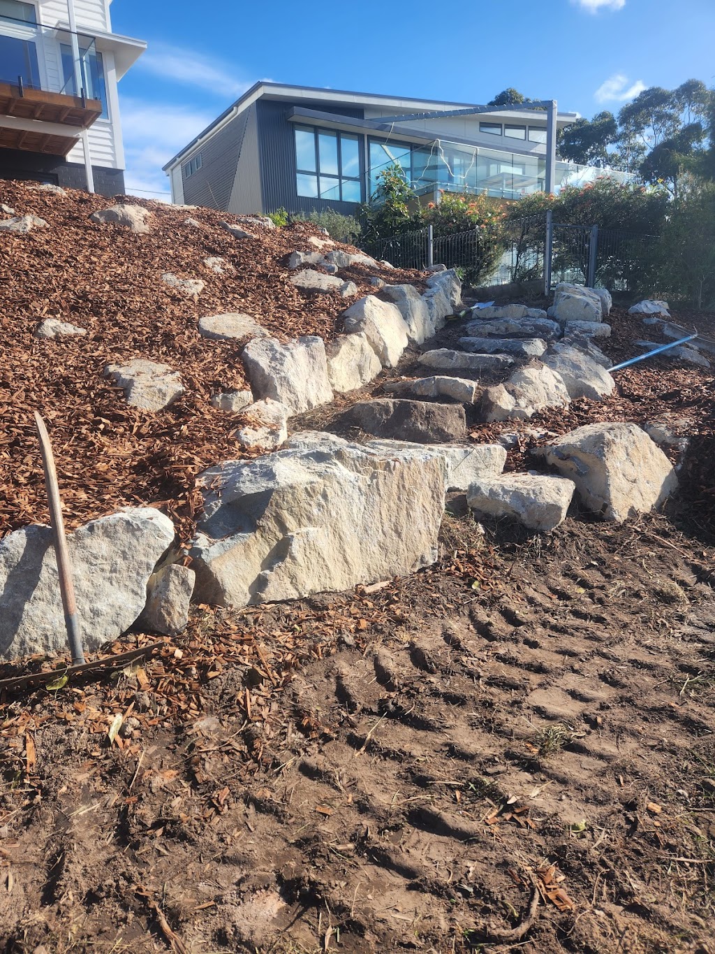 Tomis Bobcat and Excavation | Erie Pl, South Pambula NSW 2549, Australia | Phone: 0447 631 449