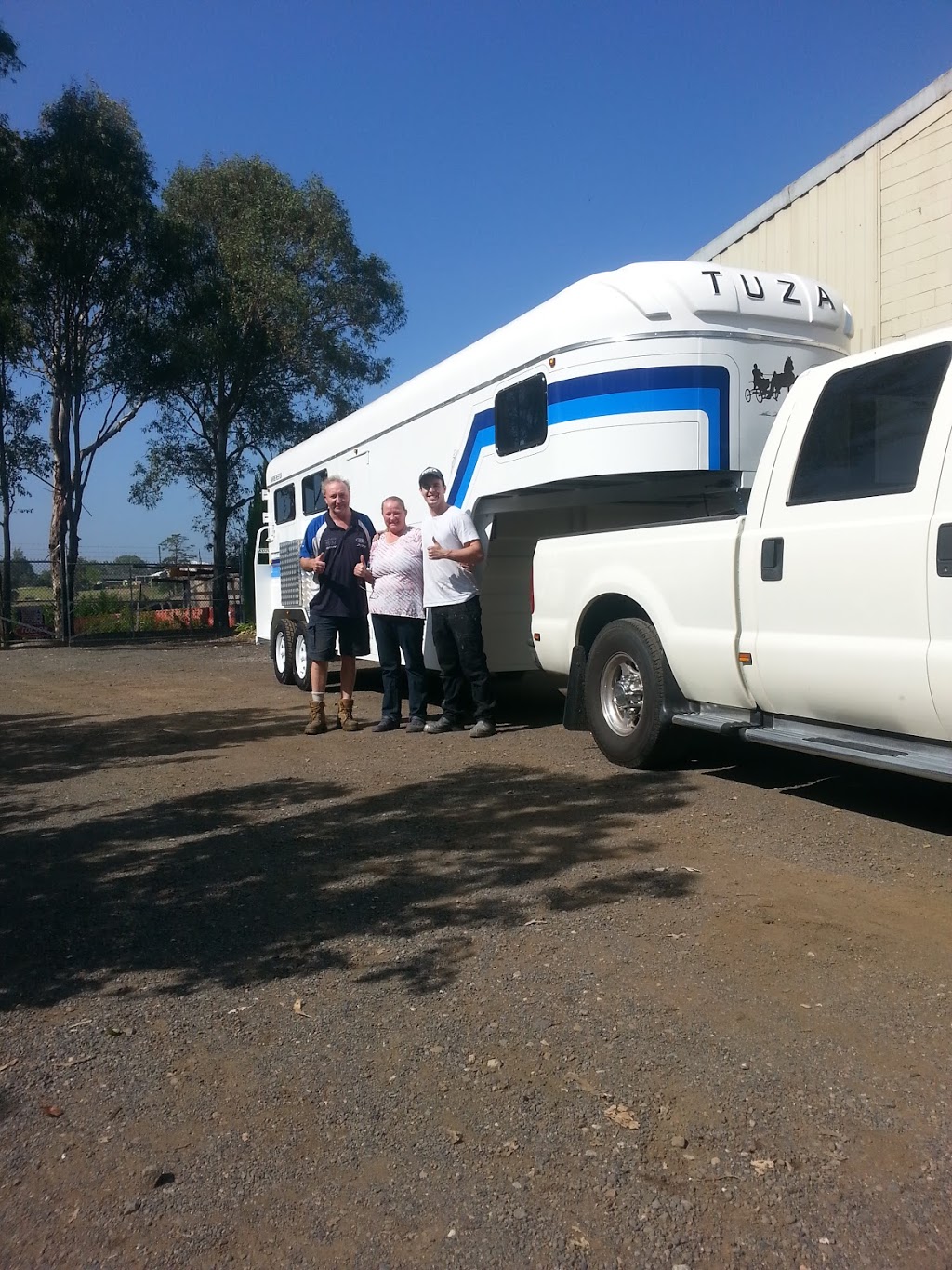 Tuza Horse Floats | 80/90 Vincent Ave, Mulgoa NSW 2745, Australia | Phone: (02) 4773 9300