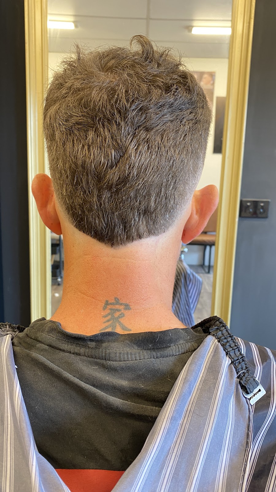 Sunset Barber sussex inlet /manyana | 5/196 Jacobs Dr, Sussex Inlet NSW 2540, Australia | Phone: 0474 072 342