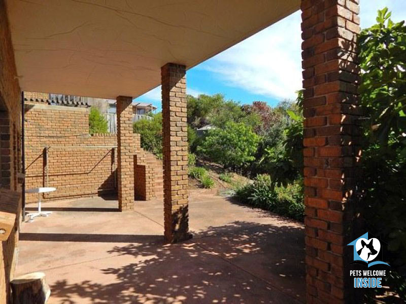 PetLet 12: Stunning Views at Carrickalinga | real estate agency | 12 Solitude Dr, Carrickalinga SA 5204, Australia | 0408818413 OR +61 408 818 413