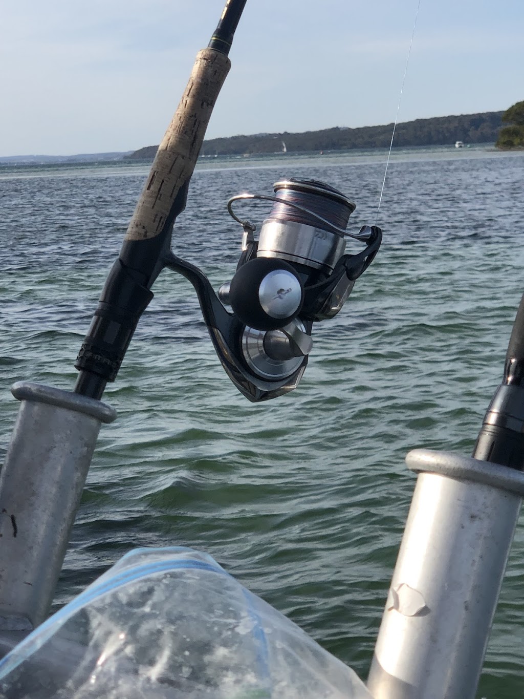 Day Trippin Charters | 250 Kilaben Bay Road, Kilaben Bay NSW 2283, Australia | Phone: 0427 501 759