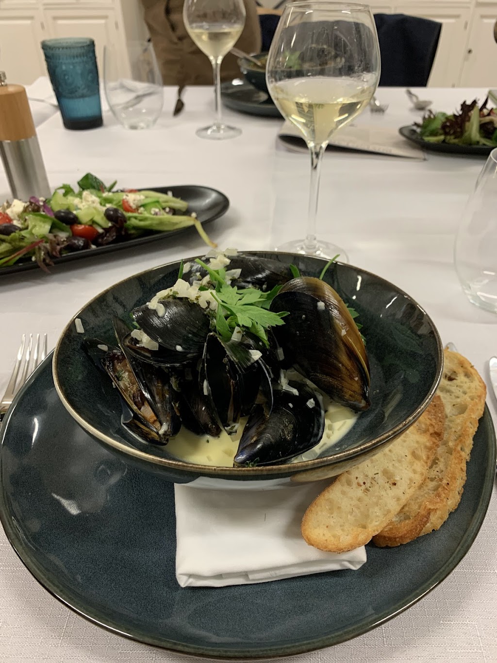 Roving Larder Manly | 2 Gunner Rd, Manly NSW 2095, Australia | Phone: 0405 682 447