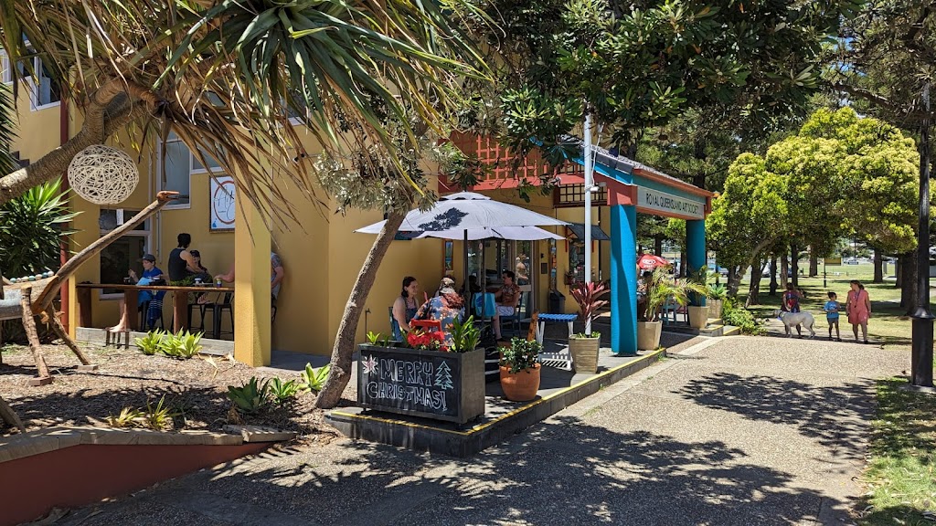 Art Cafe Broadbeach | 25 Broadbeach Blvd, Broadbeach QLD 4218, Australia | Phone: (07) 5562 9300