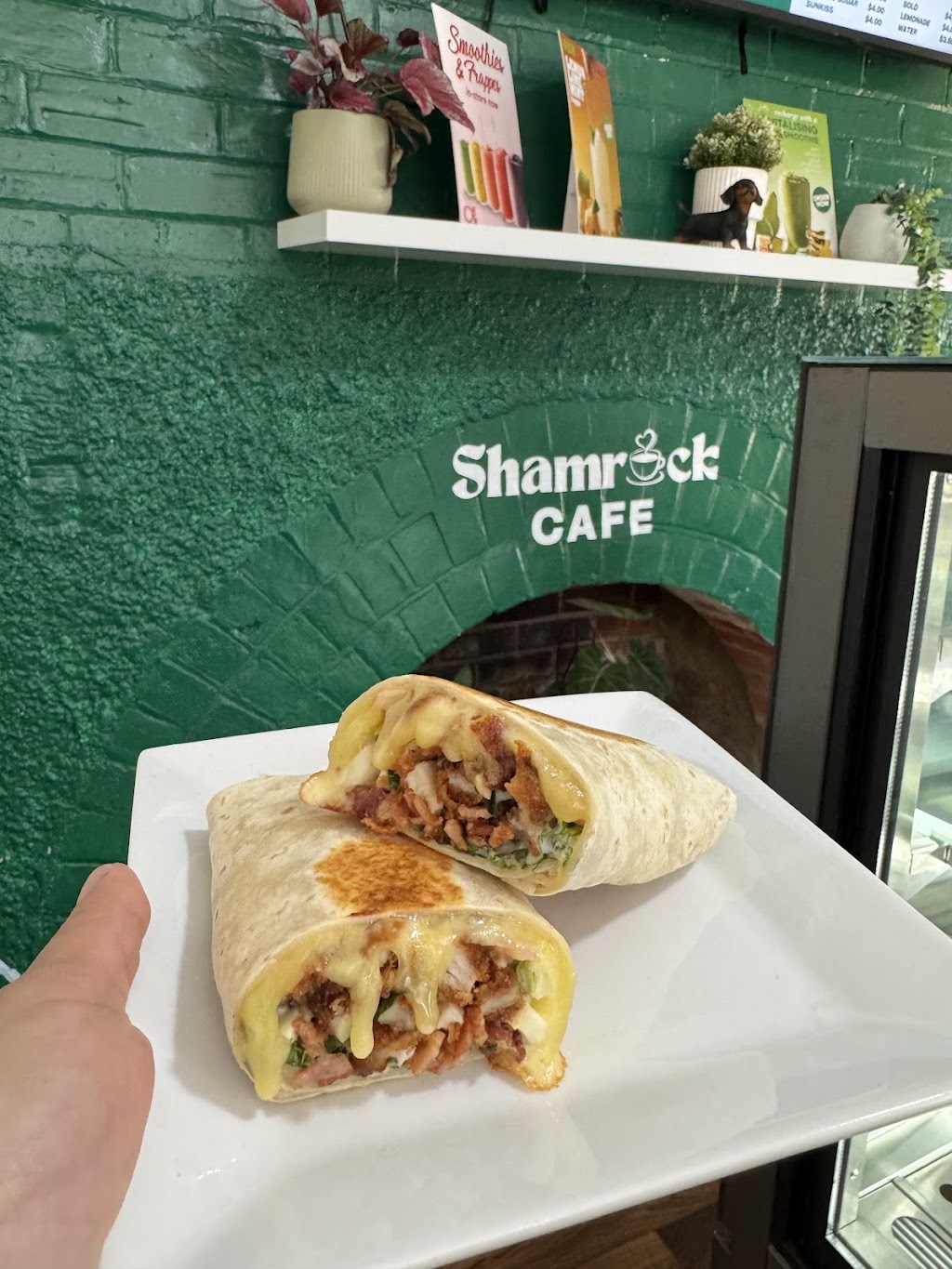 Shamrock Cafe Greenethorpe | 2 Collon St, Greenethorpe NSW 2809, Australia | Phone: 0401 931 606