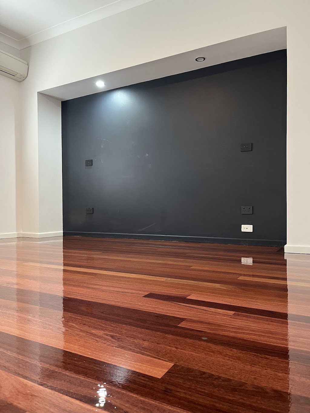 Mark Smith’s Timber Floors & Decks | 14 Pine Valley Pl, Shell Cove NSW 2529, Australia | Phone: 0438 059 086