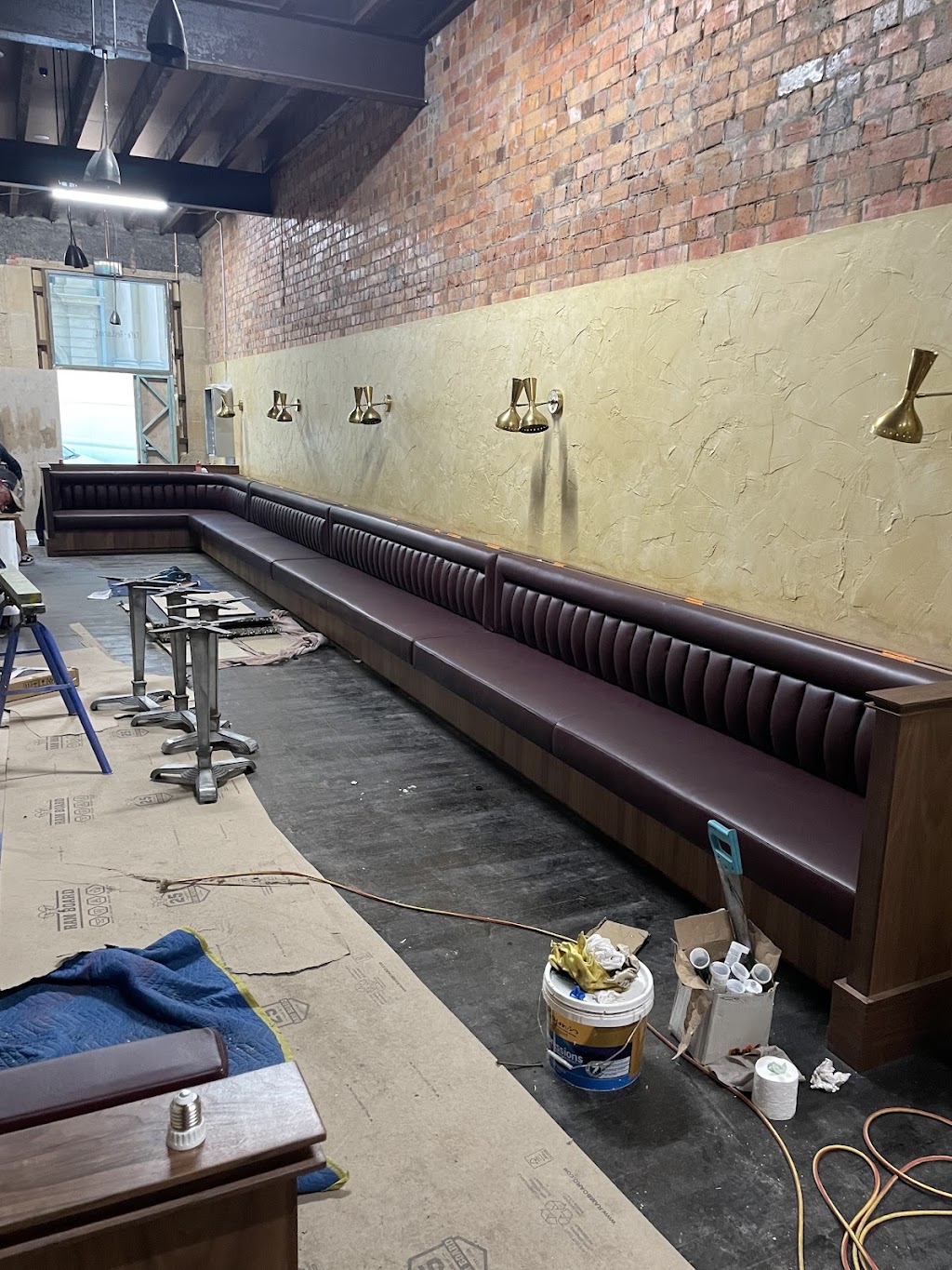 CJOR upholstery | Unit 8/40-42 Kalaroo Rd, Redhead NSW 2290, Australia | Phone: 0448 788 859