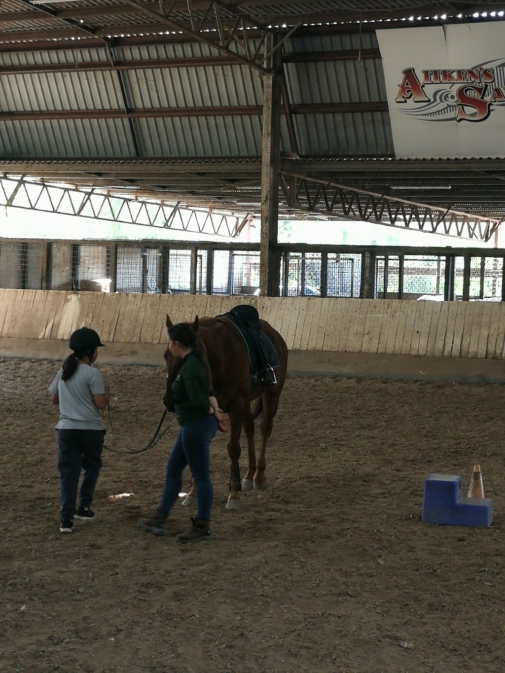 Dalson Park Indoor Equestrian Centre | 63 Nujooloo Rd, Slacks Creek QLD 4127, Australia | Phone: 0448 034 514