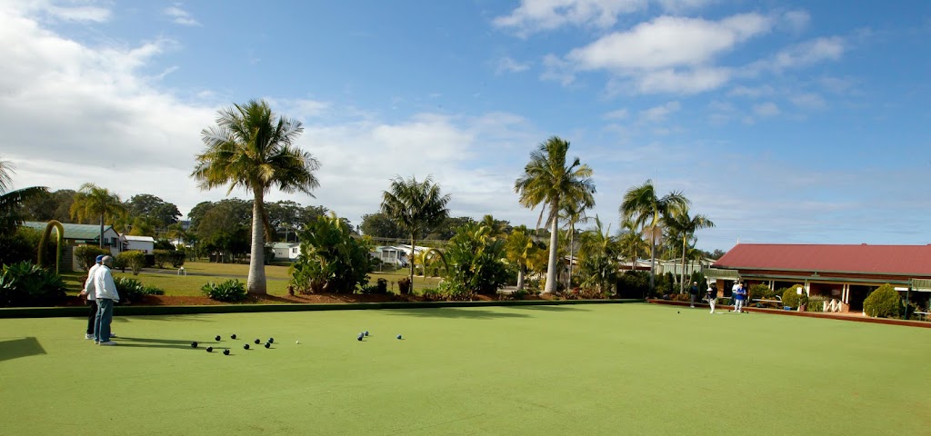 The Retreat - Over 50s Lifestyle Community | 3 Lincoln Rd, Port Macquarie NSW 2444, Australia | Phone: (02) 9157 2762