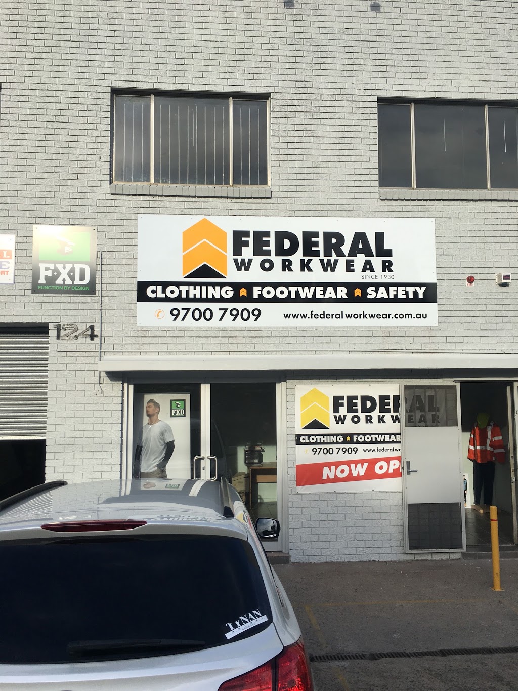 Federal Workwear | clothing store | 124 Wentworth Ave, Banksmeadow NSW 2019, Australia | 0297007909 OR +61 2 9700 7909