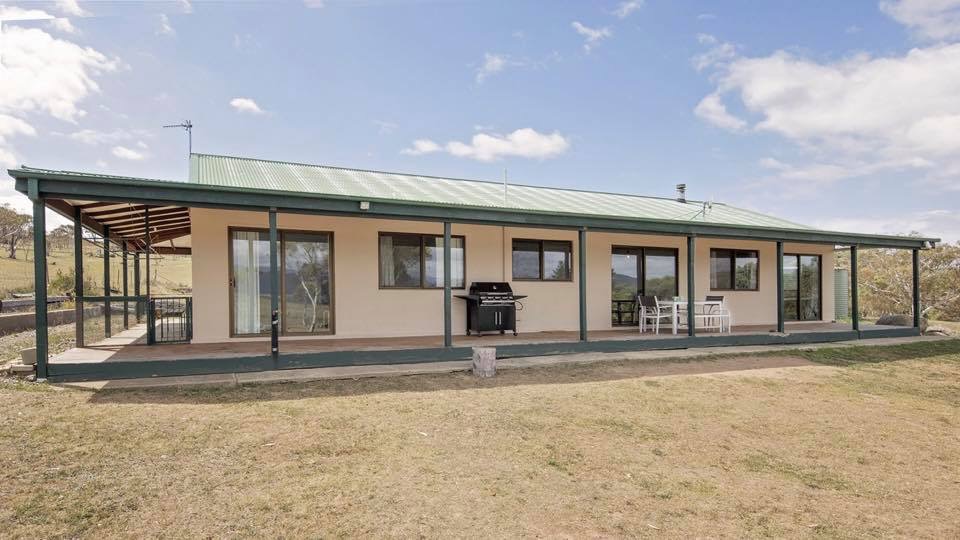 Peak View Farm | lodging | 5661 Kosciuszko Rd, East Jindabyne NSW 2627, Australia | 0264572000 OR +61 2 6457 2000