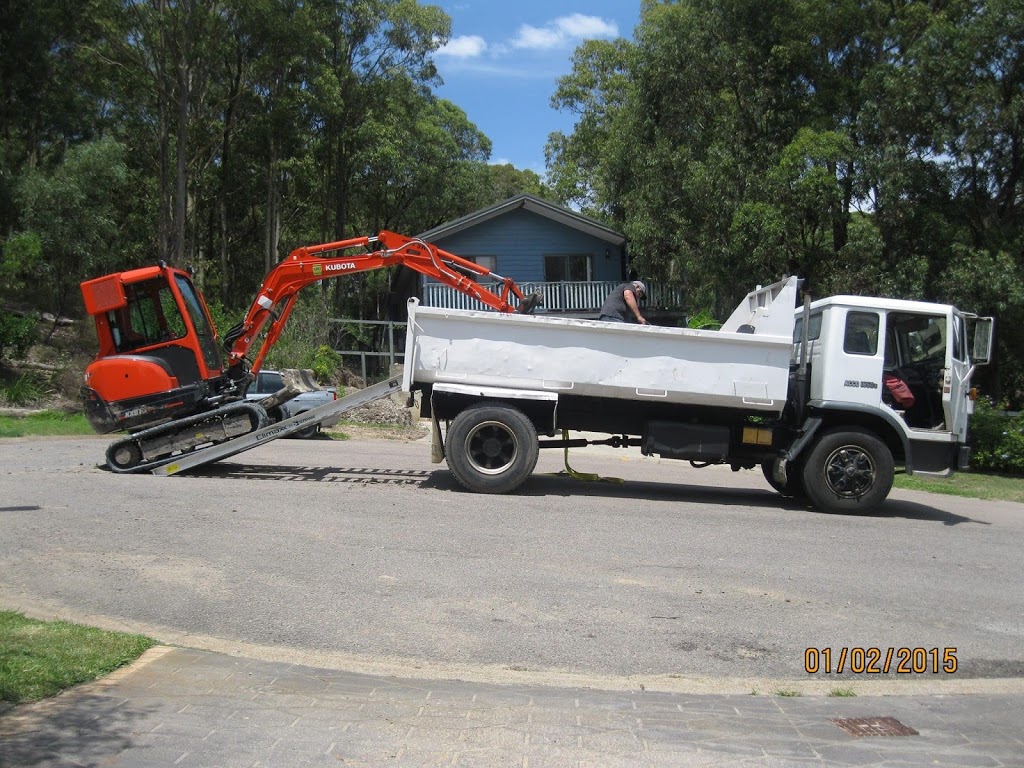Penfold Excavation | 11 Weiss Cl, Tingira Heights NSW 2290, Australia | Phone: 0412 635 892