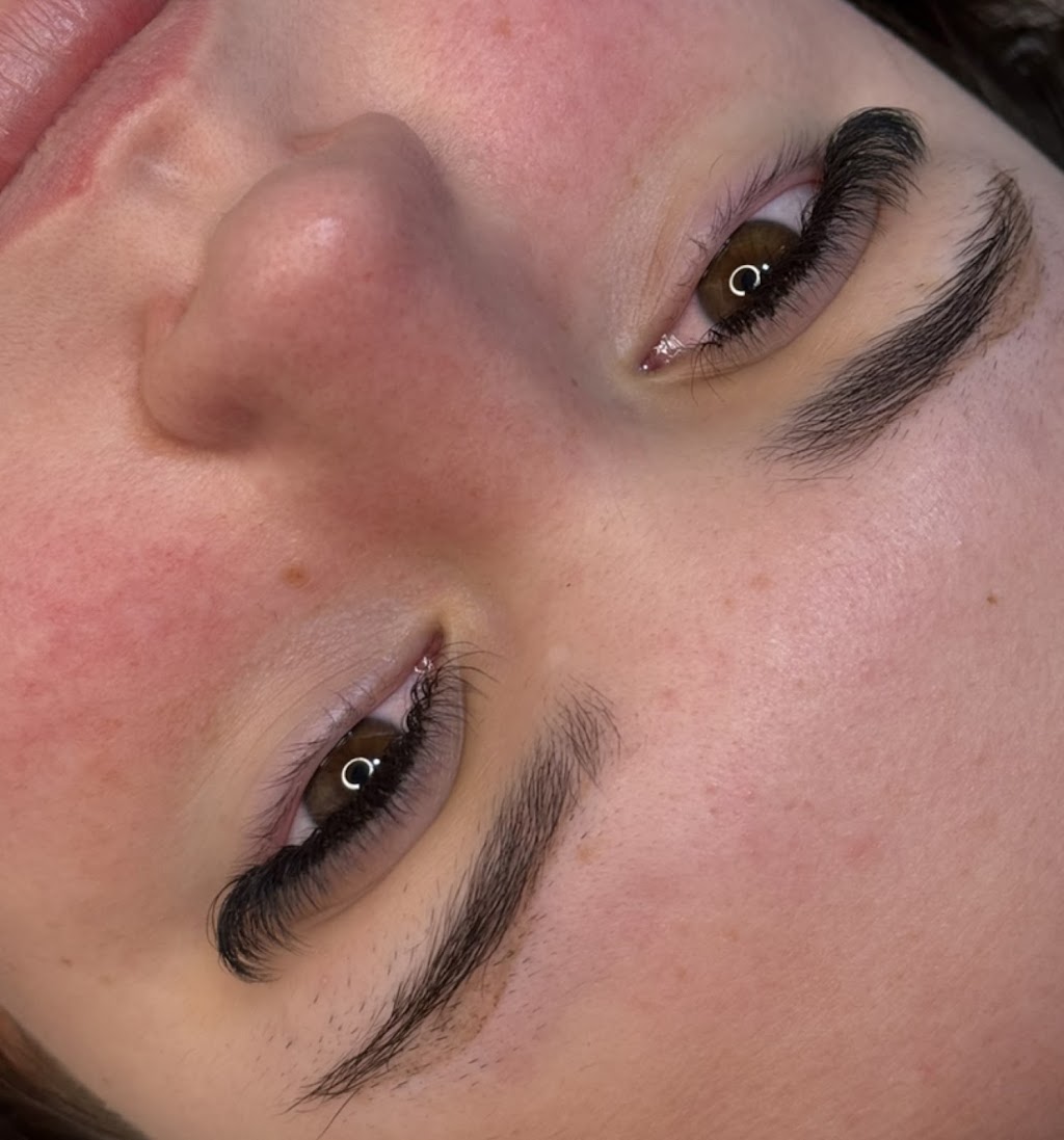 Lash & Thread | 11 Waikanda Cres, Whalan NSW 2770, Australia | Phone: 0432 212 343
