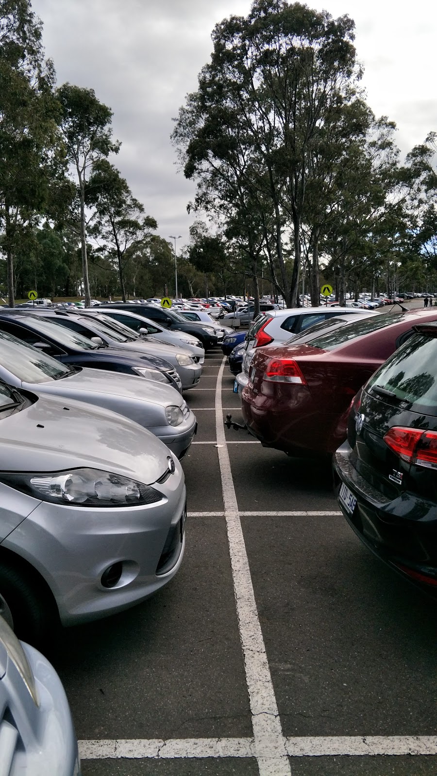 Car Park 1 - La Trobe University | parking | La Trobe University, Melbourne Campus, Kingsbury Dr, Bundoora VIC 3083, Australia