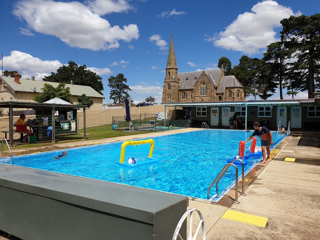 Ross Swimming Pool |  | 6-8 Bridge St, Ross TAS 7209, Australia | 0363977303 OR +61 3 6397 7303