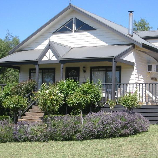 Aggies Way | lodging | 46 Frazer St, Daylesford VIC 3460, Australia | 0407810576 OR +61 407 810 576