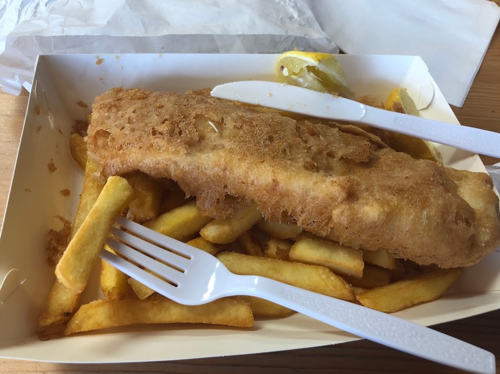 Chipper Fish | 65 Drayton Rd, Harristown QLD 4350, Australia | Phone: (07) 4635 6665