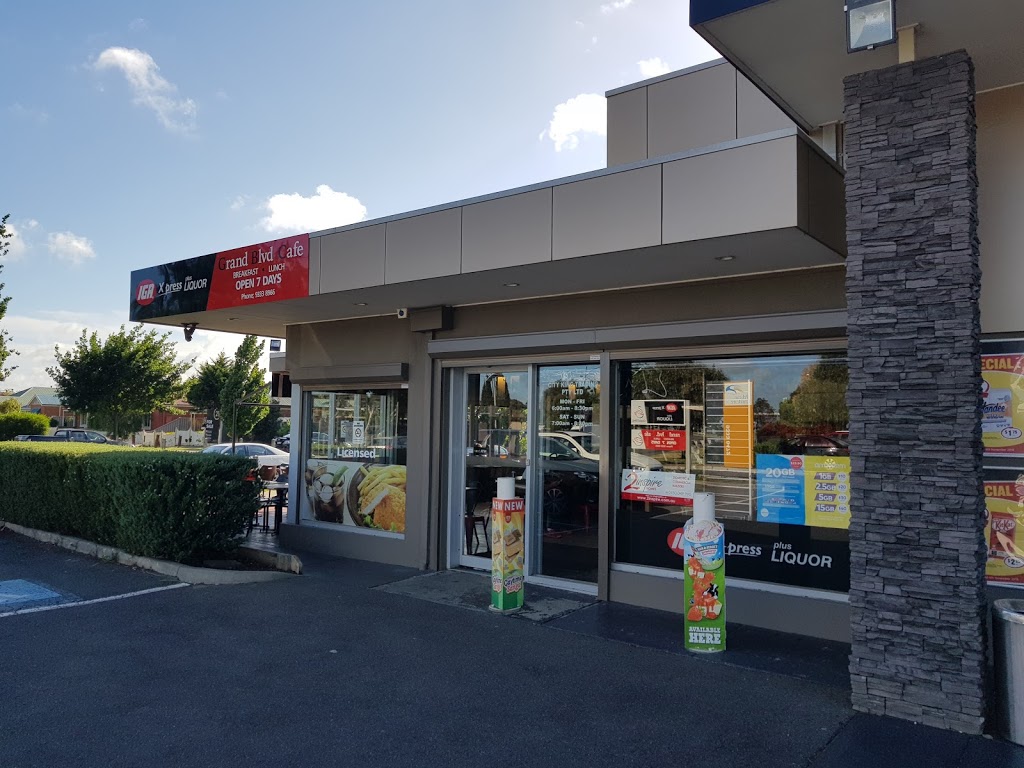 Grand Boulevard Cafe | convenience store | 27-29 Princes Circuit, Craigieburn VIC 3064, Australia | 0393338966 OR +61 3 9333 8966