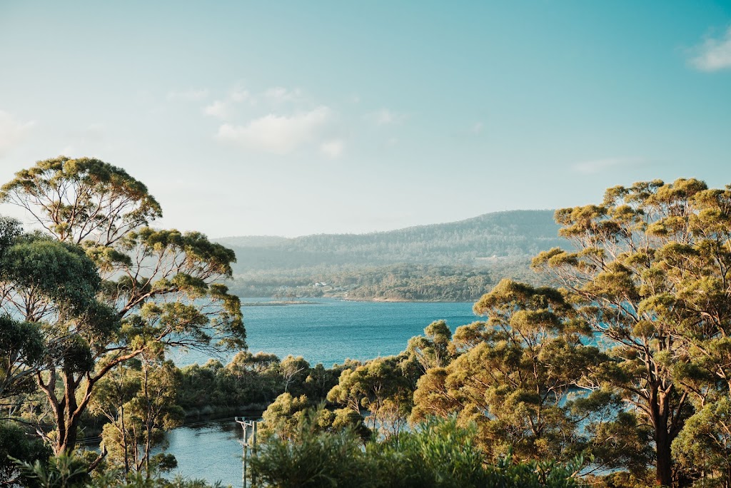 Kelp Cabin | 46 Lagoon Rd, White Beach TAS 7184, Australia | Phone: 0408 300 819