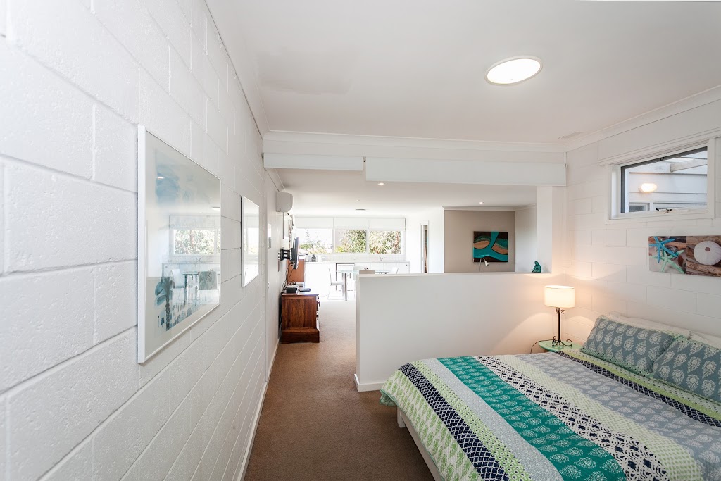 SEASCAPE ON WRAY Holiday Home Anglesea | 12 Wray St, Anglesea VIC 3230, Australia | Phone: (03) 5263 2214