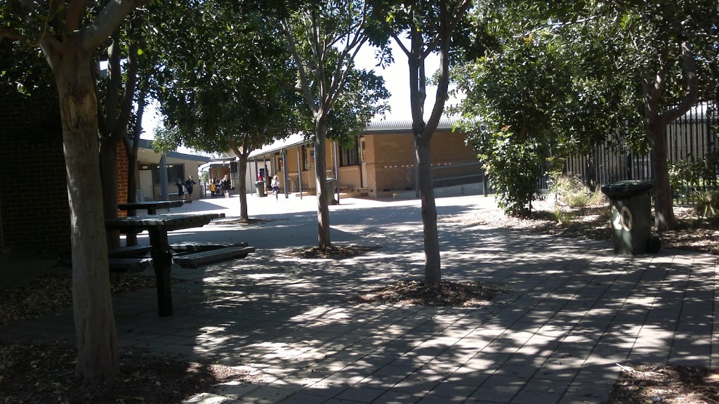 Moana Primary School | school | Schooner Rd, Seaford SA 5169, Australia | 0883861144 OR +61 8 8386 1144