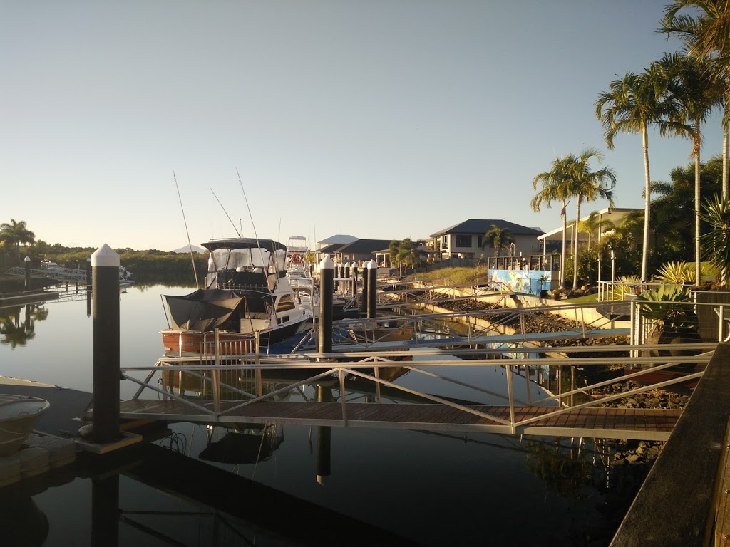 The Boat House | lodging | 49 Harbour Dr, Trinity Park QLD 4879, Australia