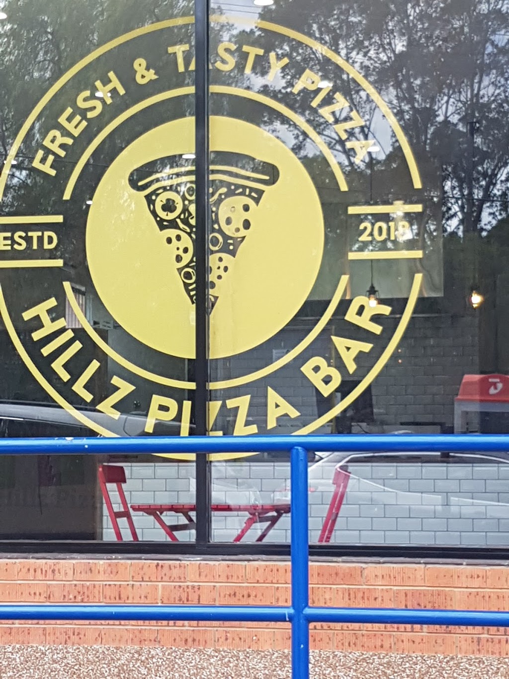 Hillz pizza bar | shop 5/35 Monaro St, Seven Hills NSW 2147, Australia | Phone: (02) 9624 2713