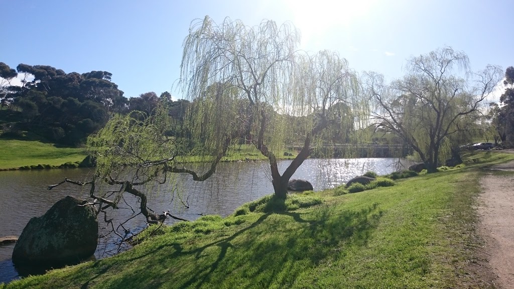 Greenvale Reservoir Park - Greenvale Park Dr, Greenvale VIC 3059, Australia