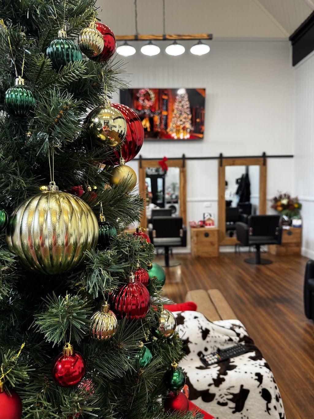 Hair With Kerri | 1 Thallon St, Crows Nest QLD 4355, Australia | Phone: 0458 466 690