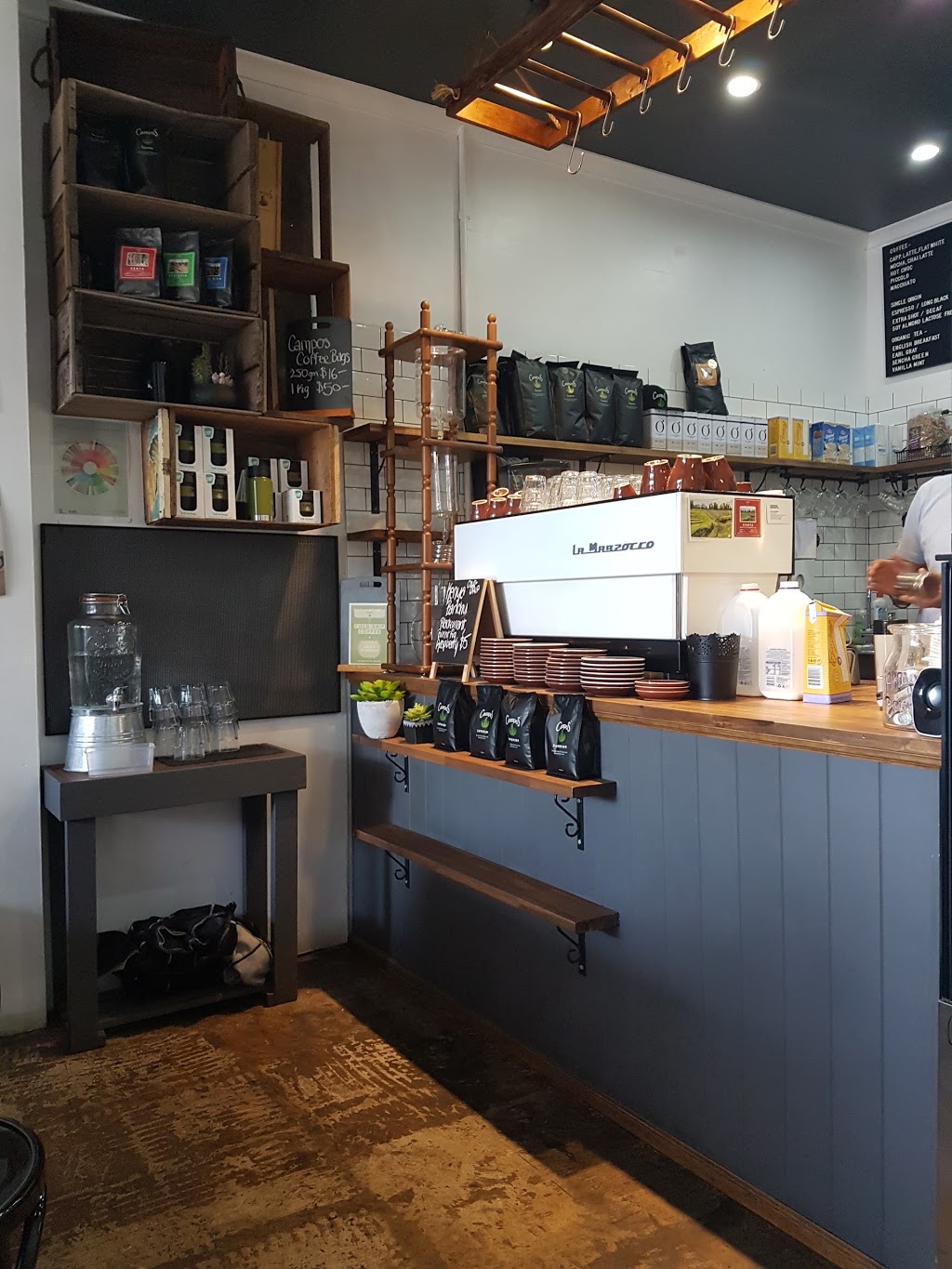 Steam Heads Coffee | cafe | 2 Tannery St, Unanderra NSW 2526, Australia