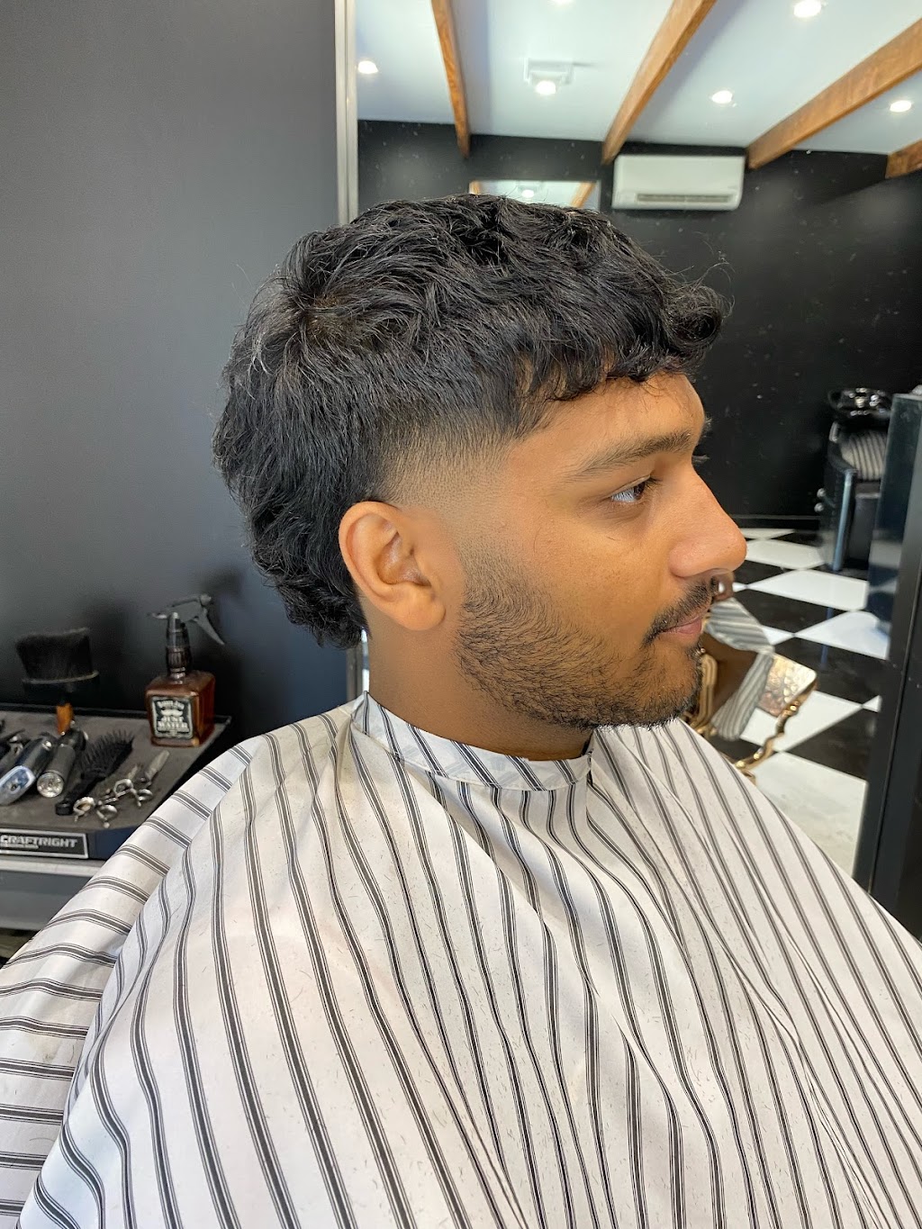 The Hair Bunker | 14 Carinya Dr, Gisborne VIC 3437, Australia | Phone: 0400 790 501