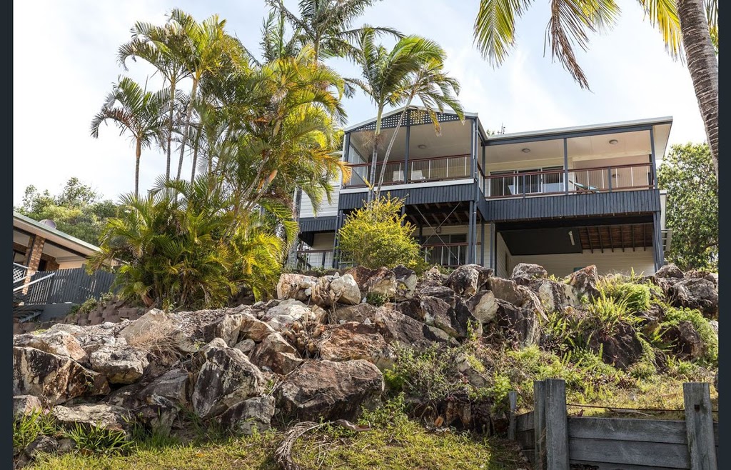 The Palm House | lodging | 31 George Nothling Dr, Point Lookout QLD 4183, Australia | 0734153949 OR +61 7 3415 3949