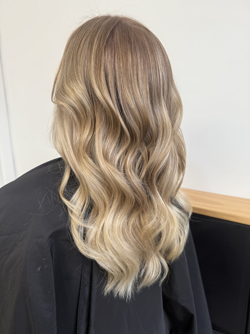 Brierley hair artistry | 5/9 St Georges Cres, Faulconbridge NSW 2776, Australia | Phone: (02) 4751 2402