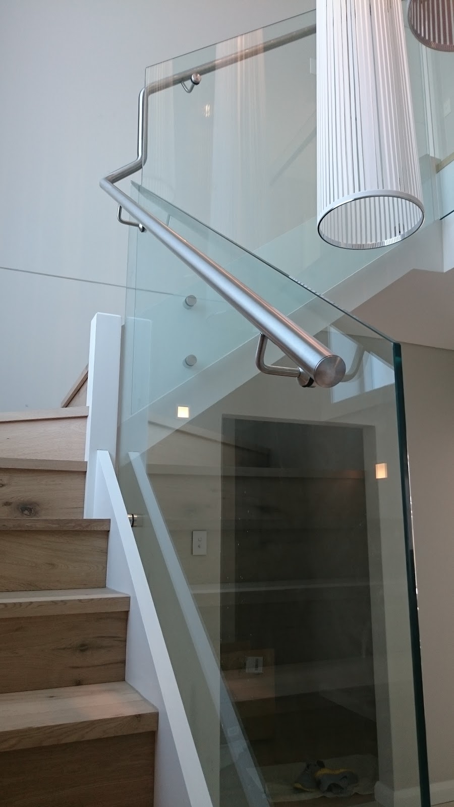 Prestige Glass Fencing and Balustrading | 24/1 Short St, Chatswood NSW 2067, Australia | Phone: (02) 9417 0164