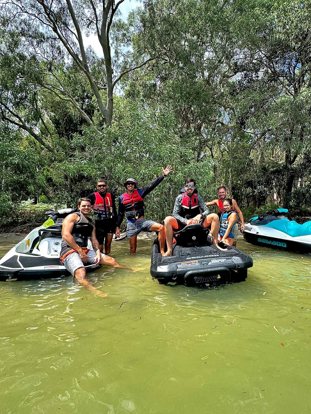 Wave Riders Jet Ski Tours | Muriel Henchman Park, Main Beach QLD 4217, Australia | Phone: 0420 234 184