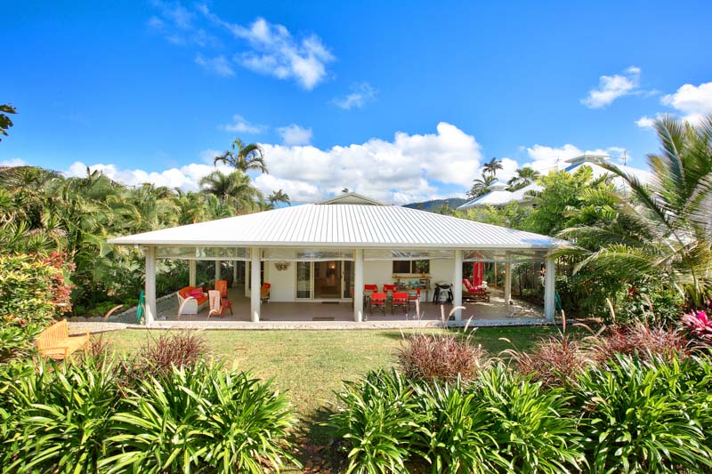 Mission Beachfront | 22 Donkin Ln, Mission Beach QLD 4852, Australia | Phone: 0779 638 628