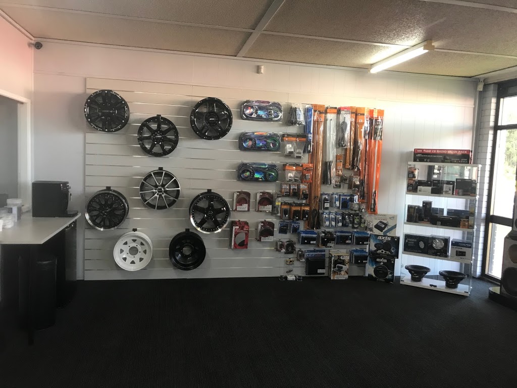 Premier Independent Tyres | car repair | 6-8 Tenth St, Mildura VIC 3500, Australia | 0350215715 OR +61 3 5021 5715