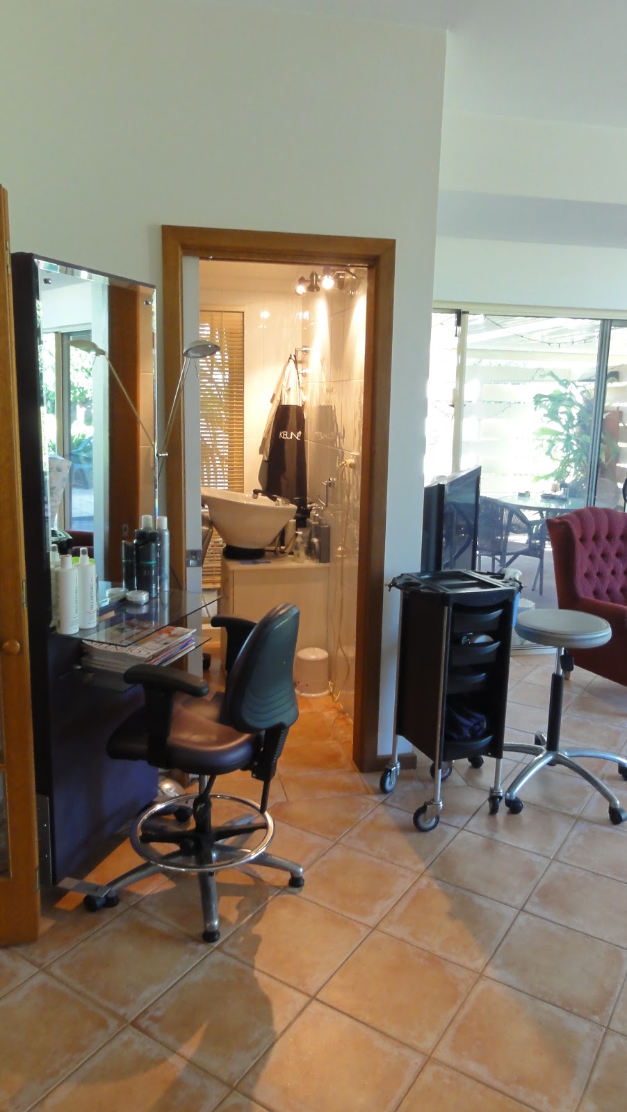 R K HairDesign | 42 Cottesloe Ave, Port Noarlunga South SA 5167, Australia | Phone: (08) 8386 1926