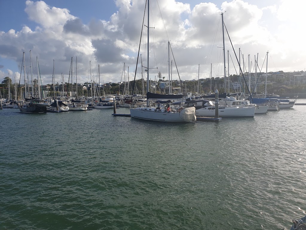 Sail Away Yacht Charters | 179 Wynnum Esplanade, Wynnum QLD 4178, Australia | Phone: 0419 444 041