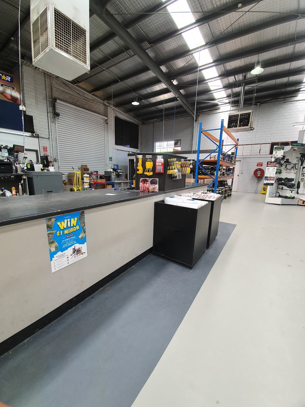 Paint Spot Moorabbin | 2 Levanswell Rd, Moorabbin VIC 3189, Australia | Phone: (03) 9555 0555