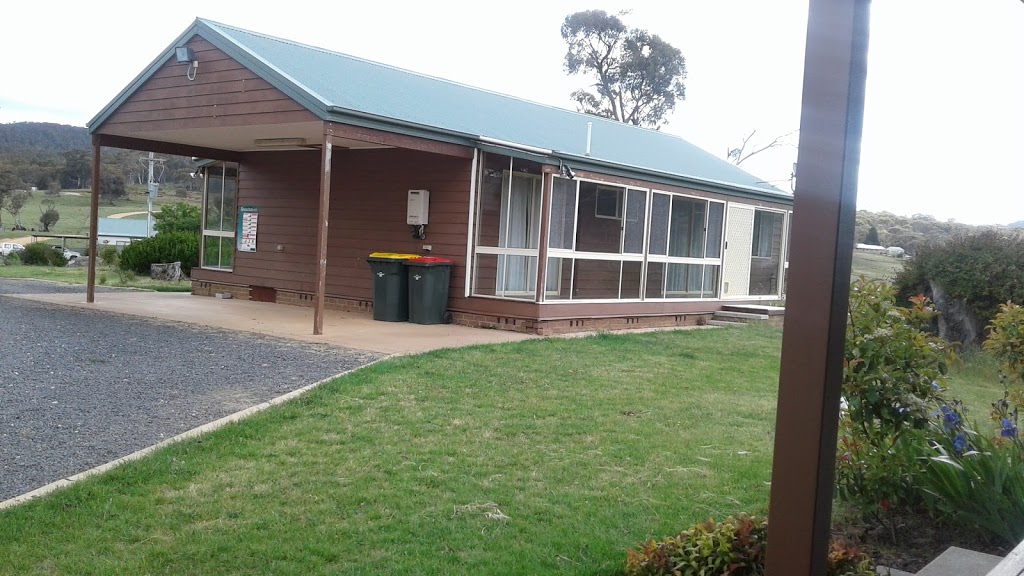 Snowy Mountains Alpine Cottages | 6076 Snowy Mountains Hwy, Adaminaby NSW 2629, Australia | Phone: (02) 6454 1120