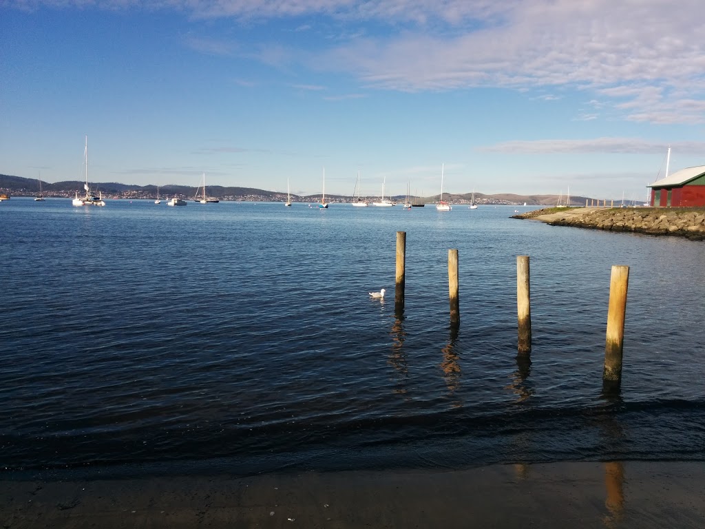 Hobart Paddle | Marieville Esplanade, Sandy Bay TAS 7004, Australia | Phone: (03) 6257 0500