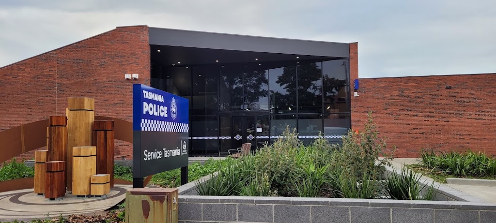 Service Tasmania - New Norfolk | 10 Bathurst St, New Norfolk TAS 7140, Australia | Phone: 1300 135 513 Service Tasmania - New Norfolk | 10 Bathurst St, New Norfolk TAS 7140, Australia | Phone: 1300 135 513
